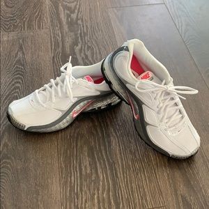 Nike Reax Running Shoes